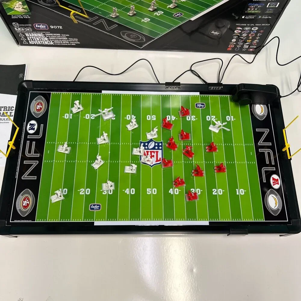 NFL Electric Football Game Field Tudor Games #9072